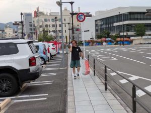 pxl_20250808_212338619-mp
