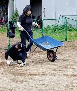 f94a4453-6ba2-48ce-bd93-53474b1588211